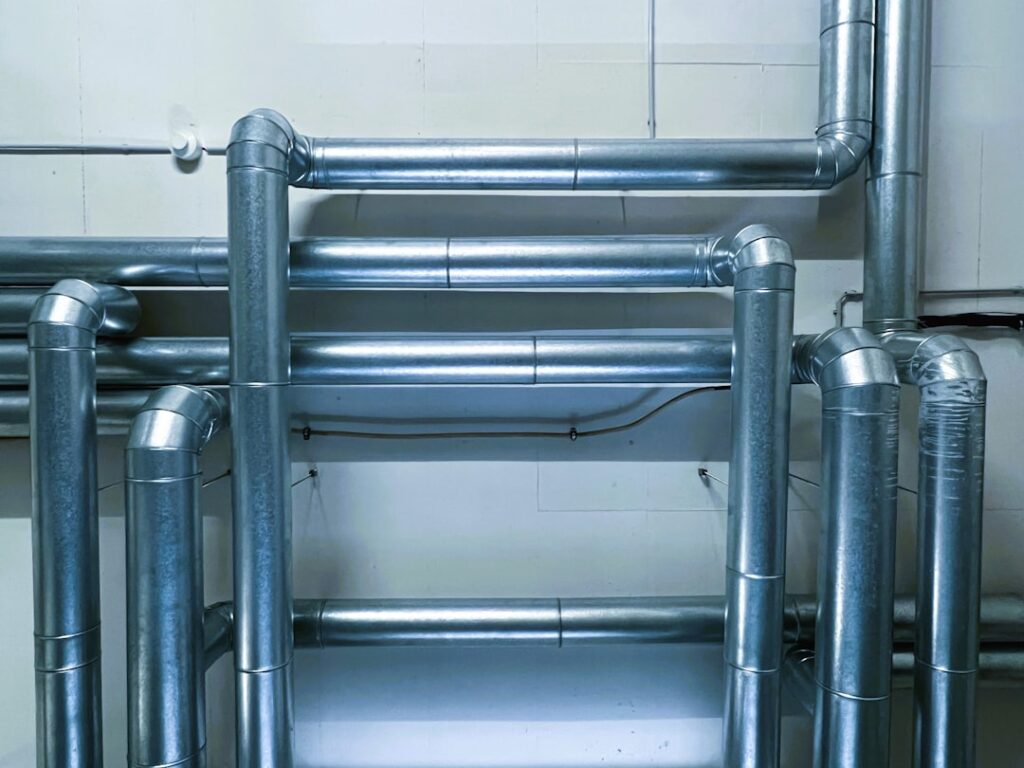 commercial plumbing system maintenance